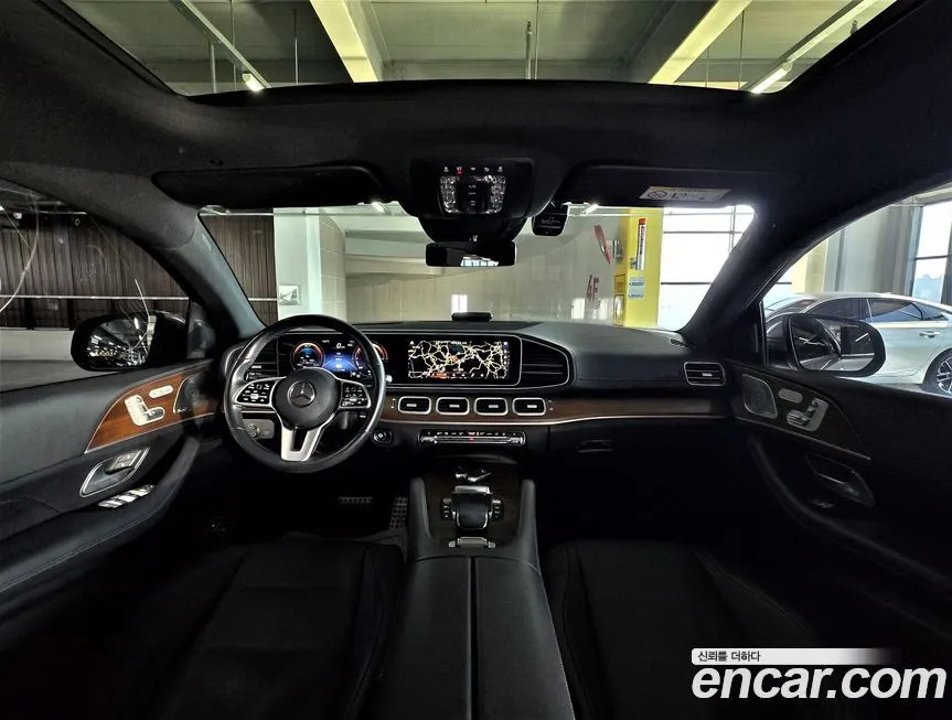 Mercedes-Benz GLE-Class — фото 10