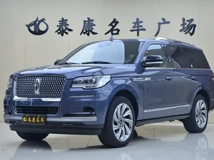 Lincoln Navigator — фото 1