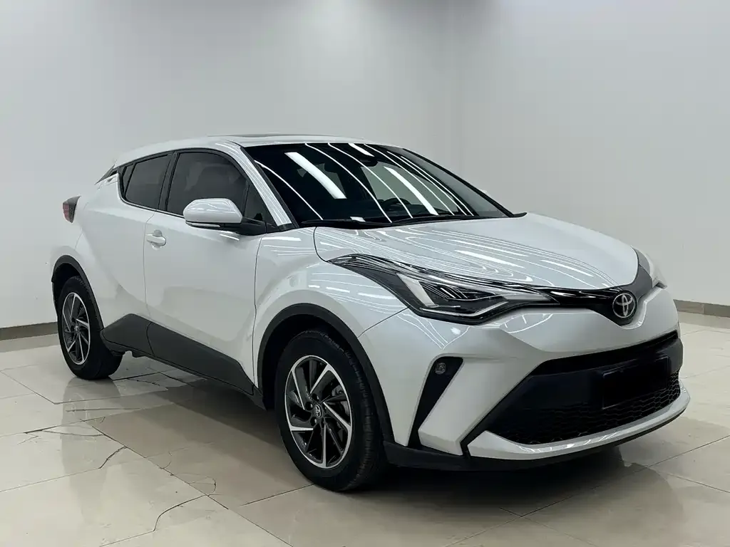 Toyota C-HR — фото 2