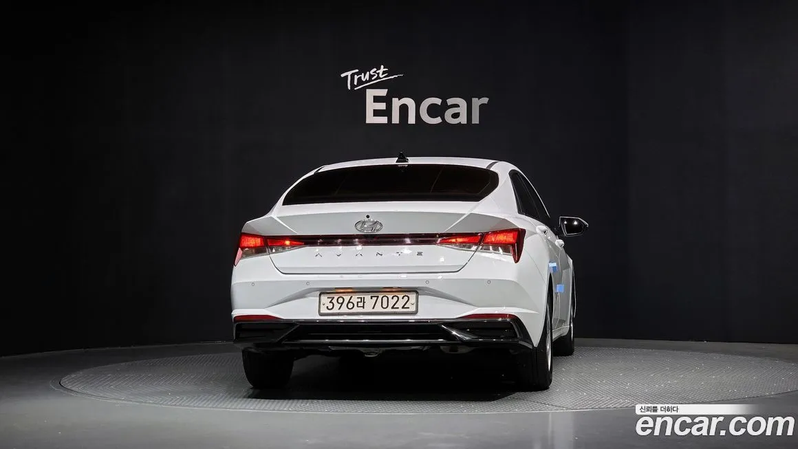 Hyundai AVANTE — фото 4