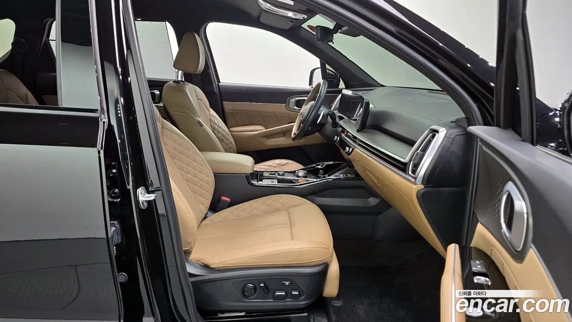 Kia Sorento — фото 10