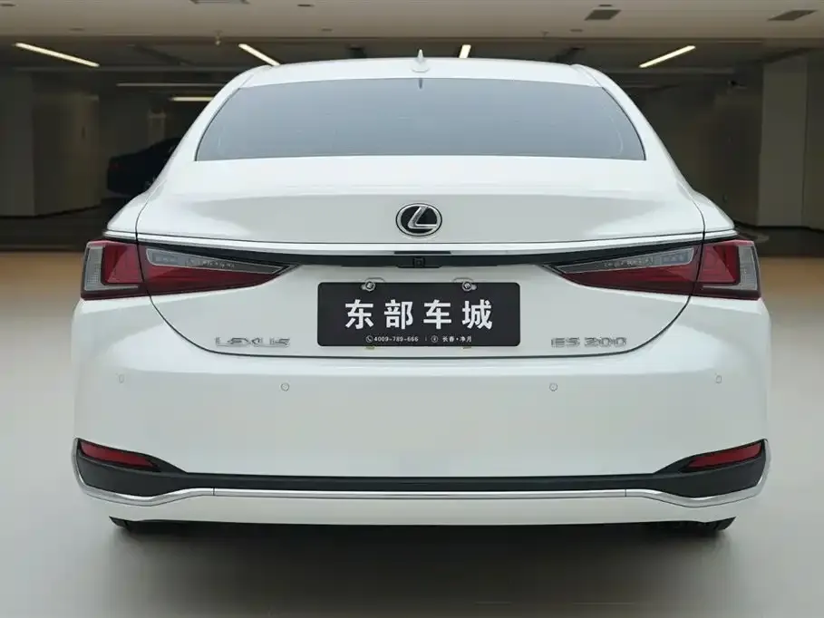 Lexus ES — фото 4