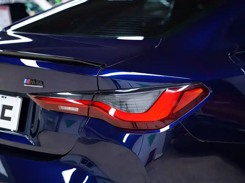 BMW M4 — фото 4