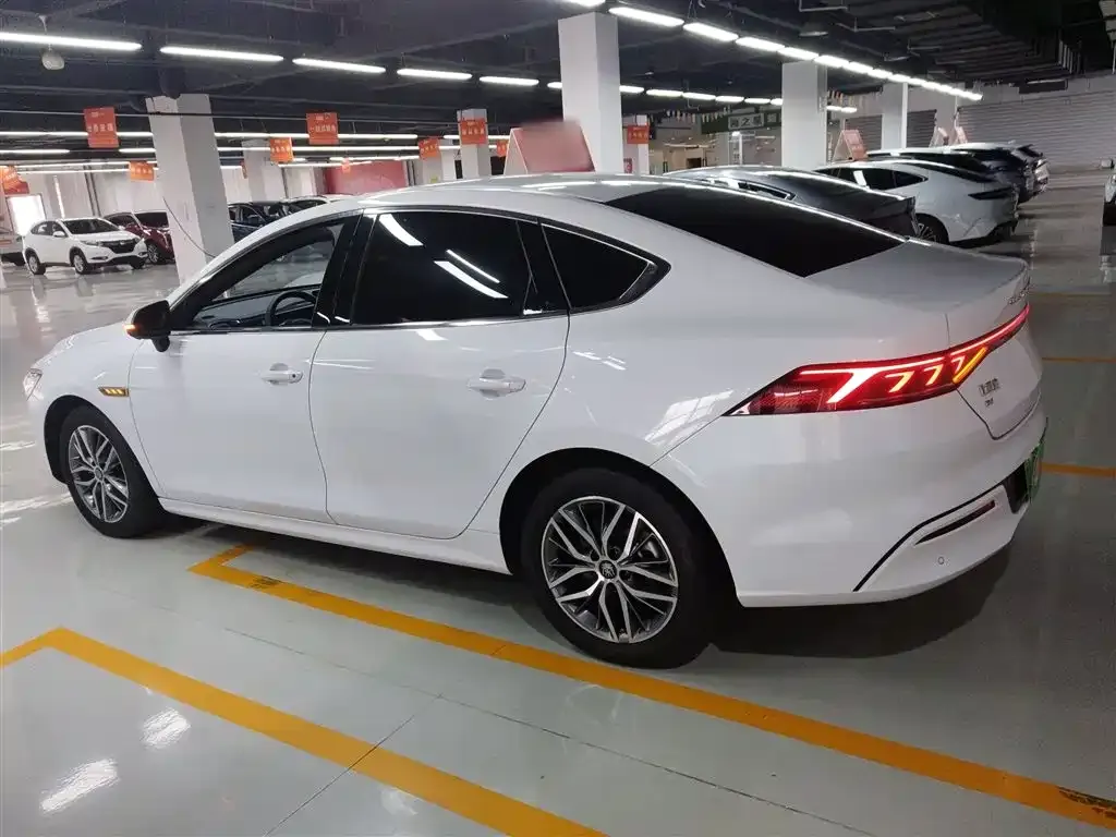 BYD Qin PLUS — фото 5