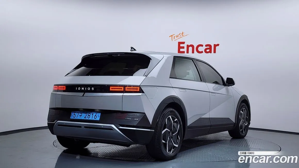 Hyundai Ioniq5 — фото 2
