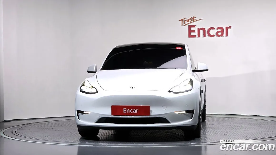 Tesla Model Y — фото 3