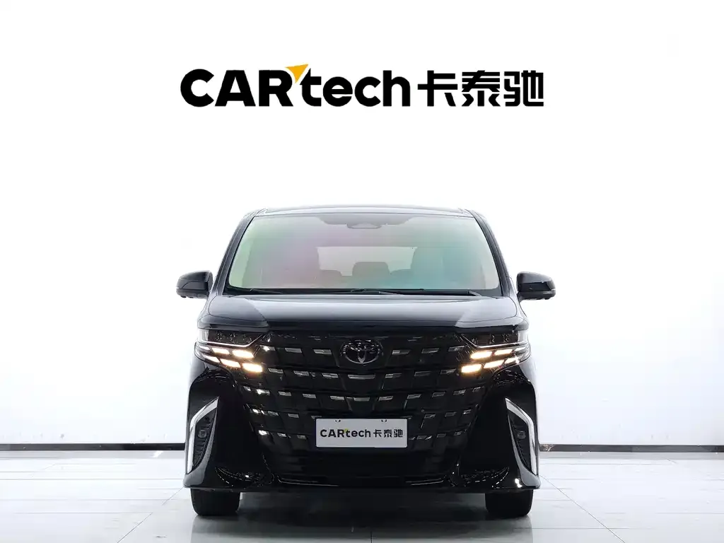 Toyota Alphard — фото 2