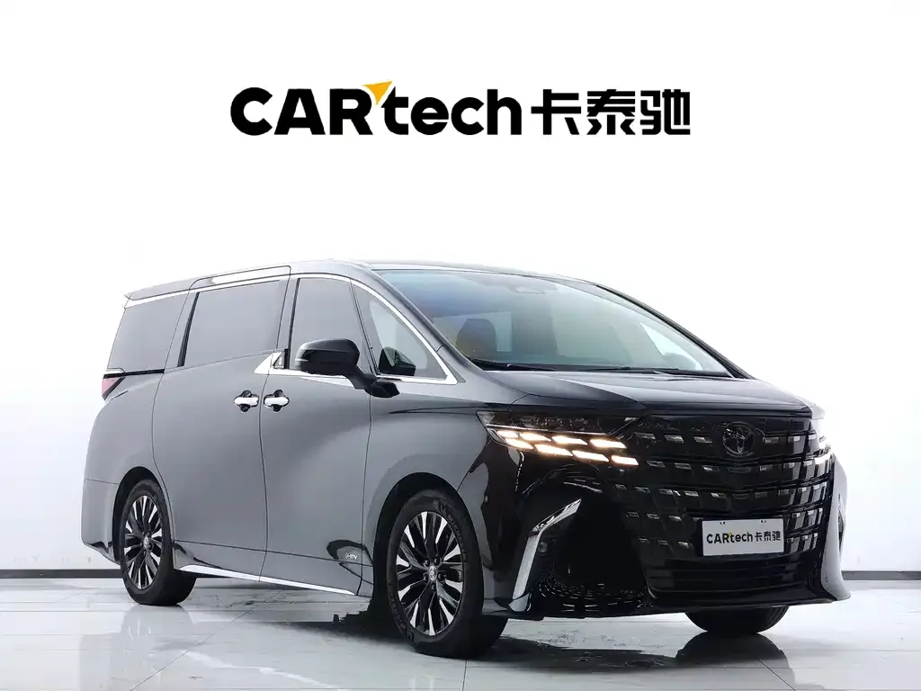 Toyota Alphard — фото 3