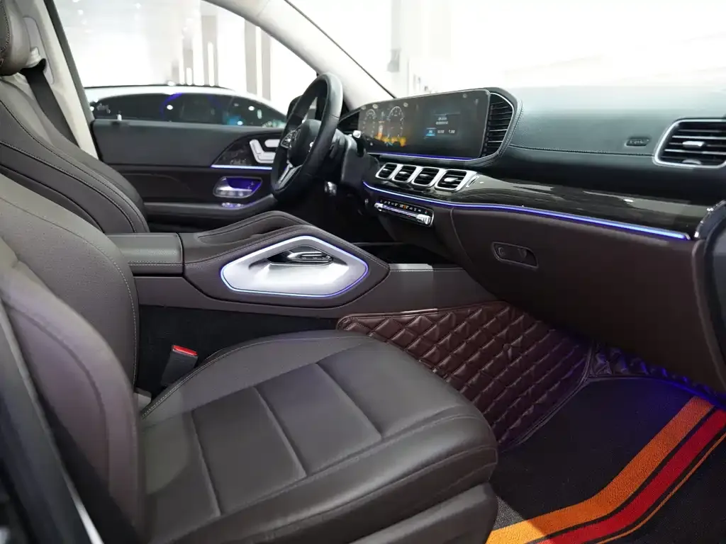 Mercedes-Benz GLE — фото 10