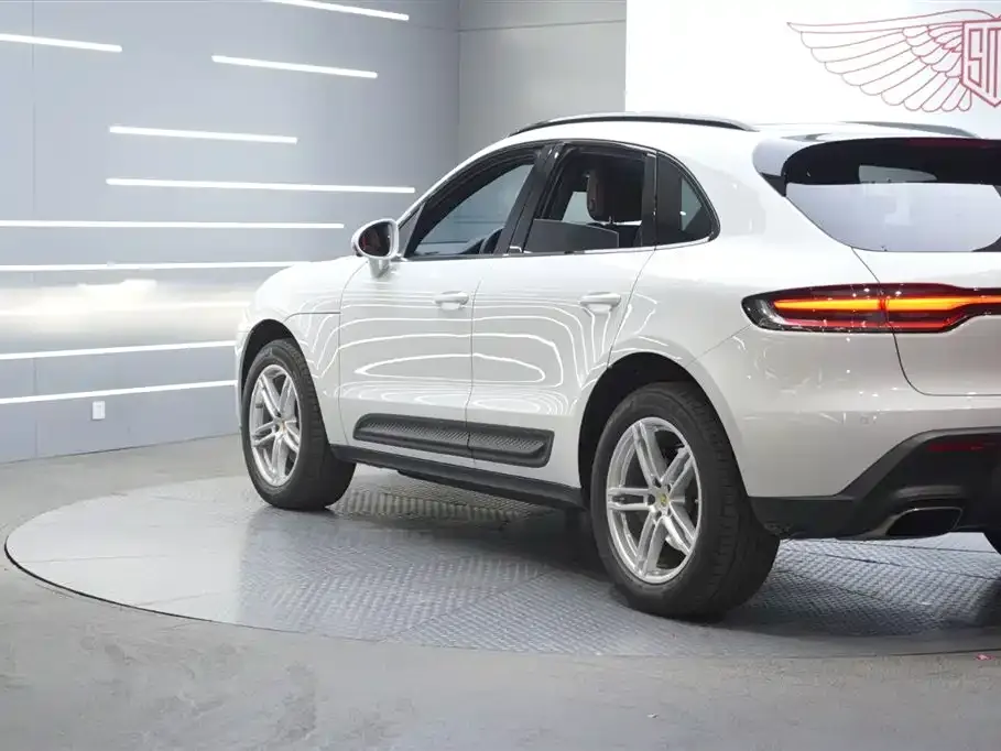 Porsche Macan — фото 3