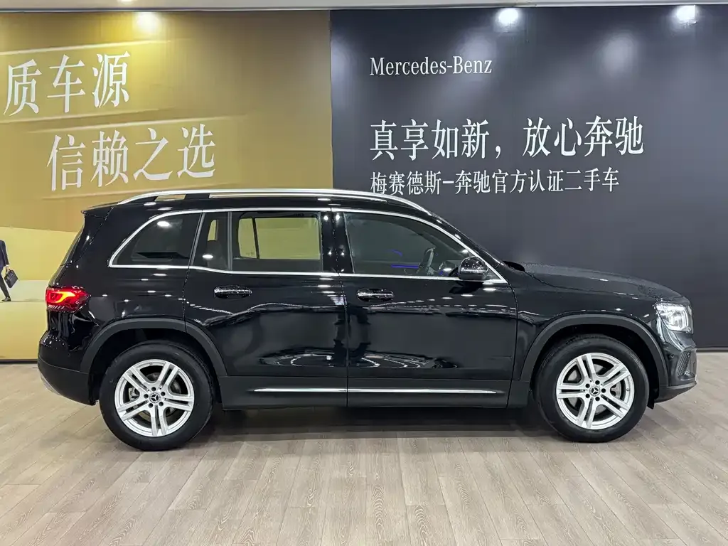 Mercedes-Benz GLB — фото 4