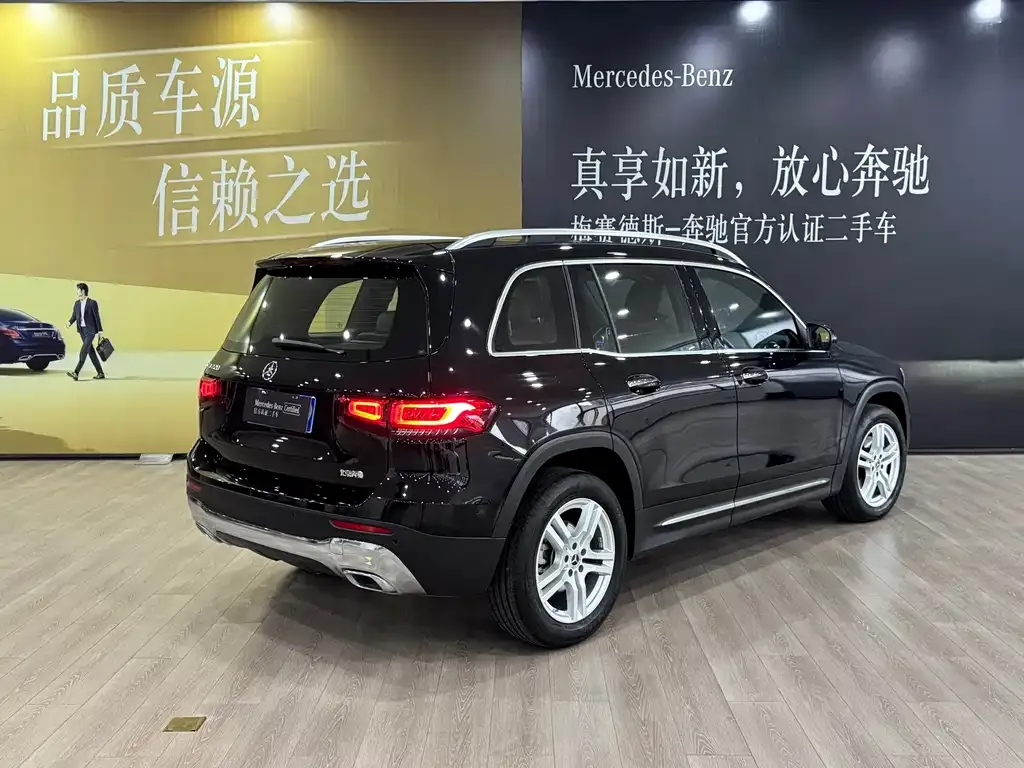 Mercedes-Benz GLB — фото 5