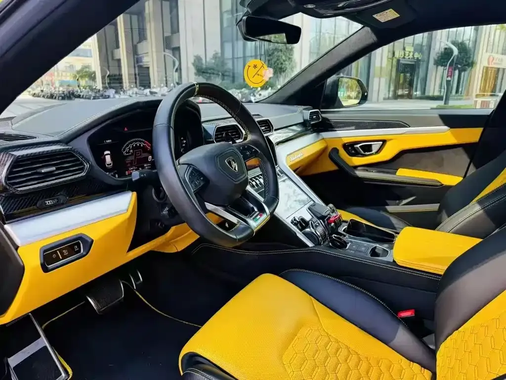 Lamborghini Urus — фото 5