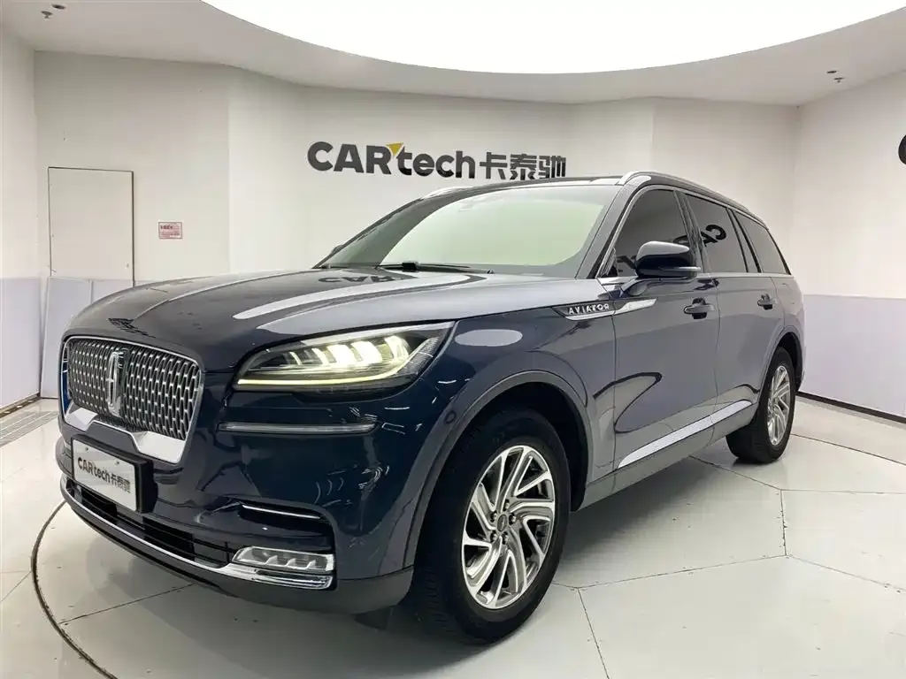 Lincoln Aviator — фото 1