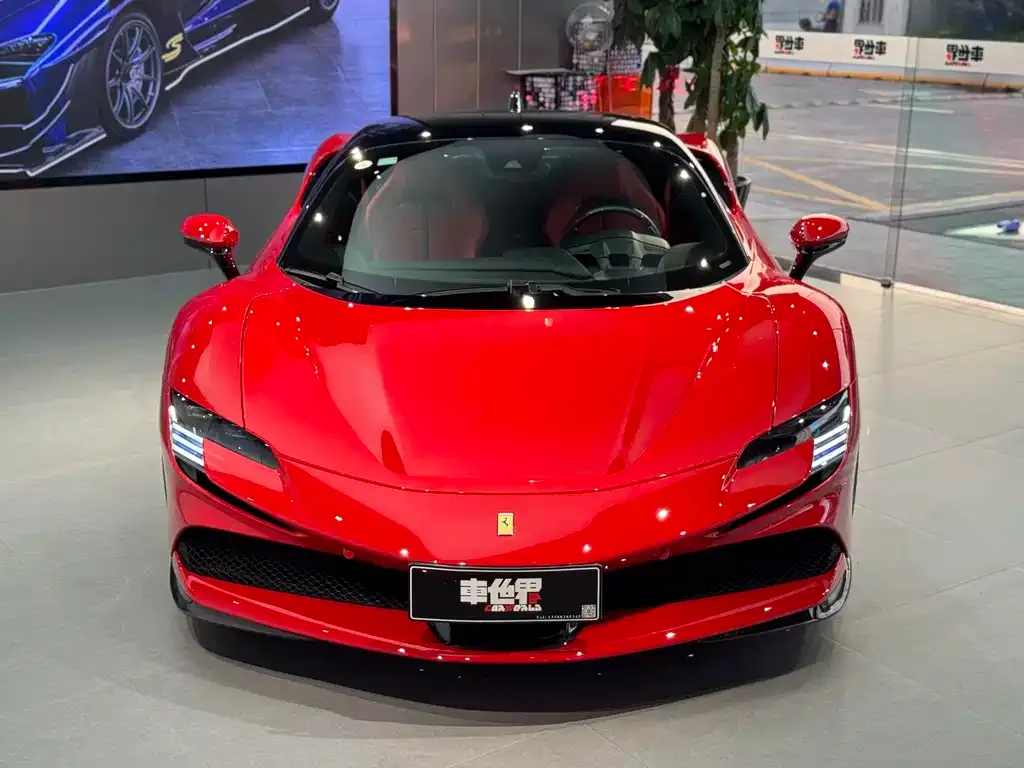 Ferrari SF90 — фото 1