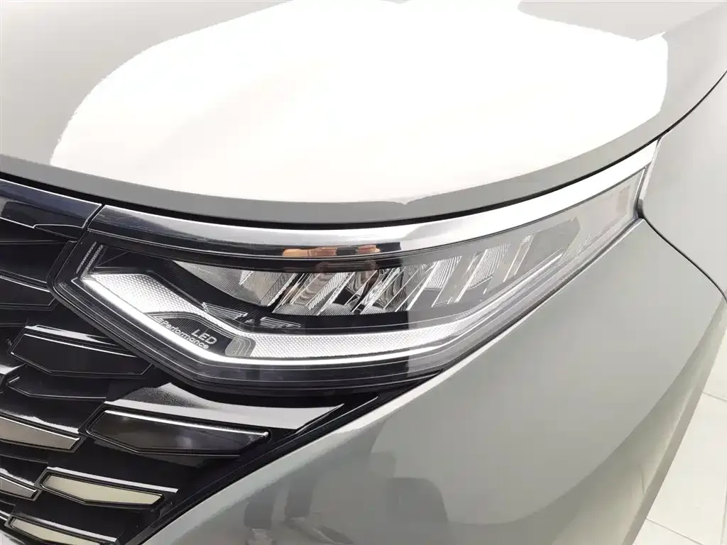 Hyundai Custo — фото 7