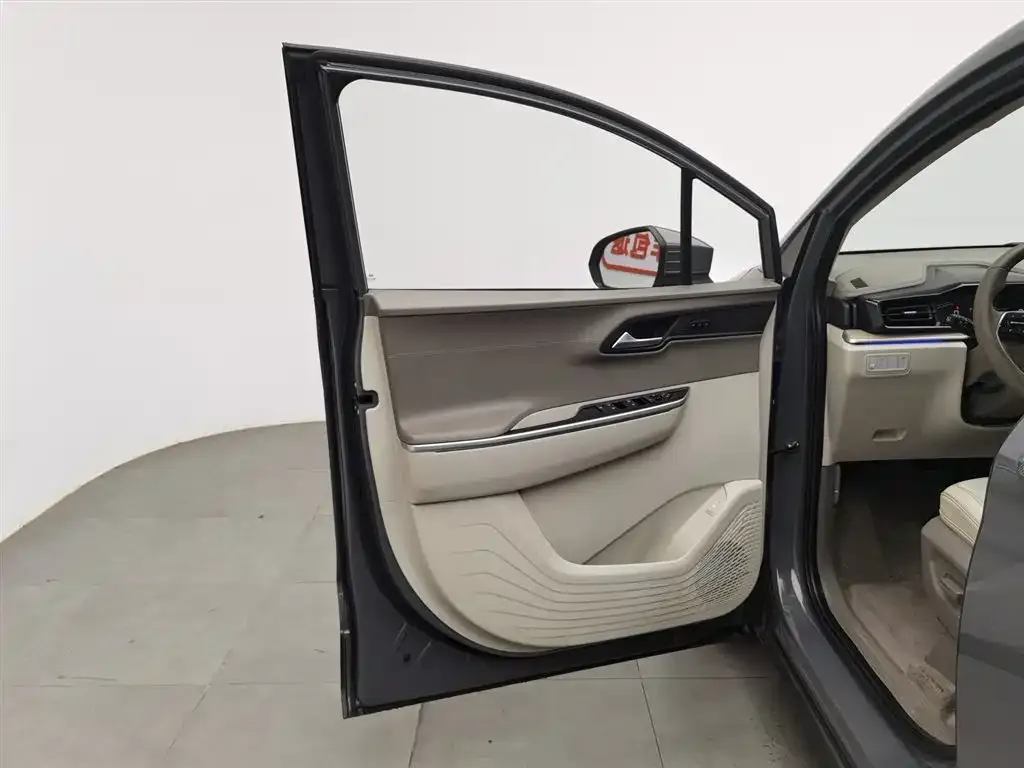 Hyundai Custo — фото 8