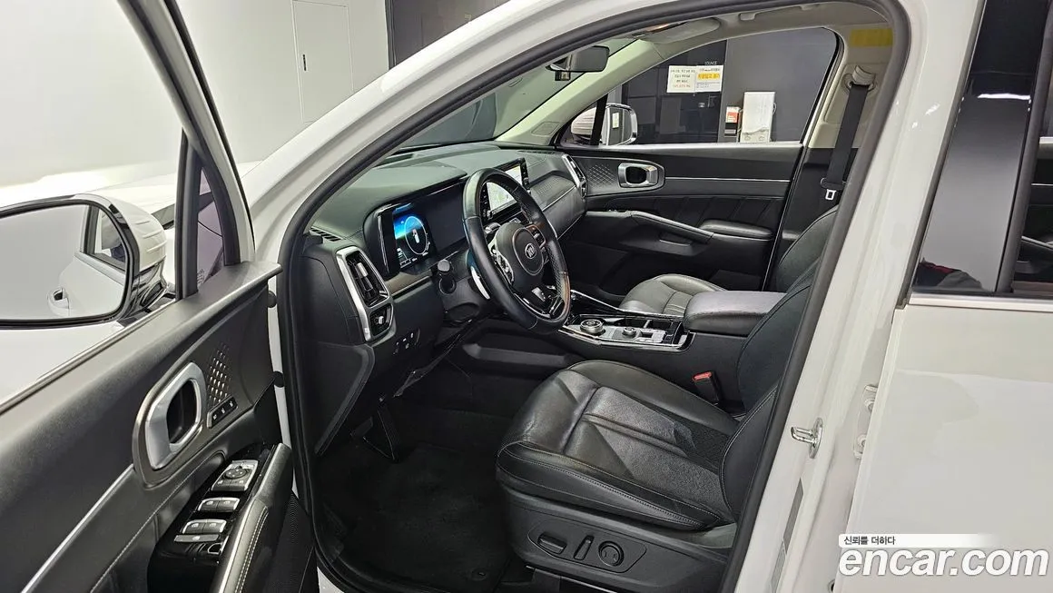 Kia Sorento — фото 10