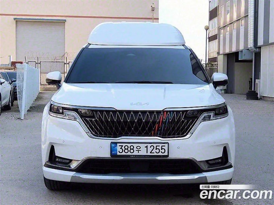 Kia Carnival — фото 1
