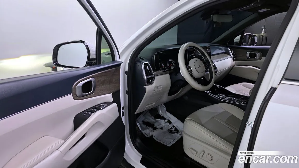 Kia Sorento — фото 10