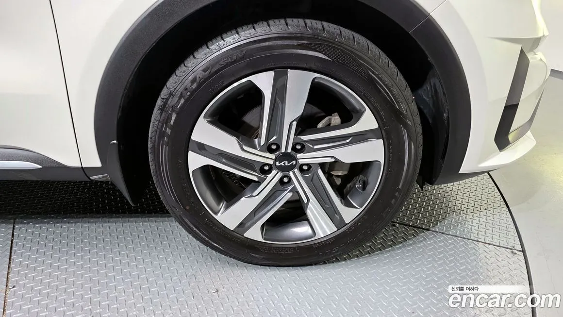 Kia Sorento — фото 5