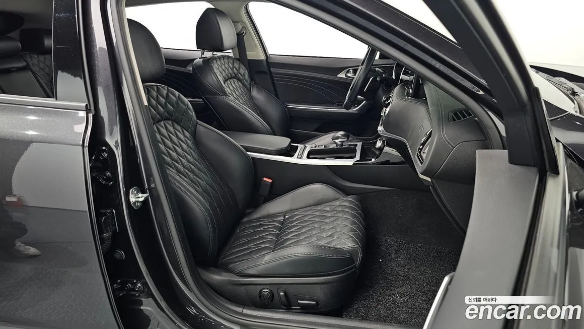 Kia Stinger — фото 10