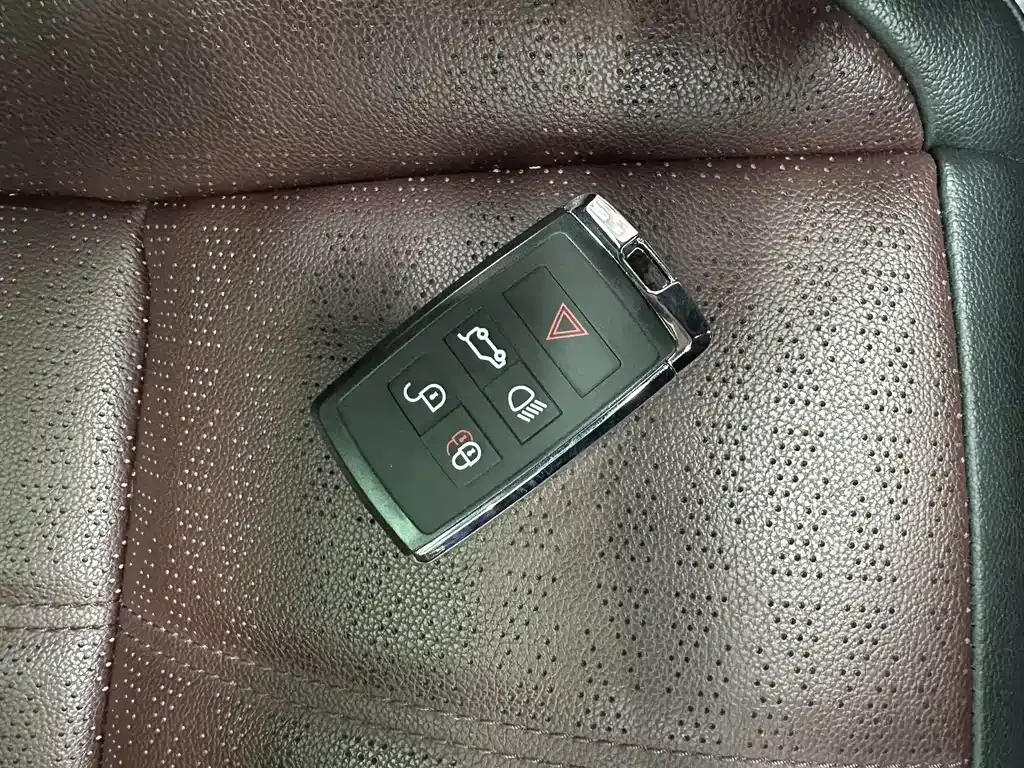 Land Rover Evoque — фото 8
