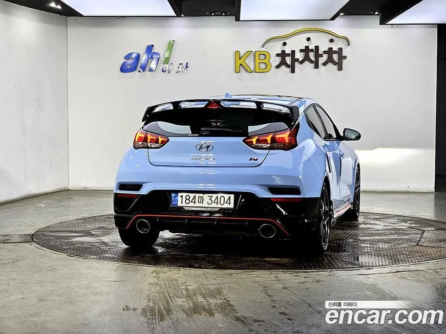 Hyundai Veloster — фото 3