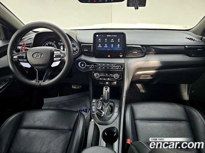 Hyundai Veloster — фото 5