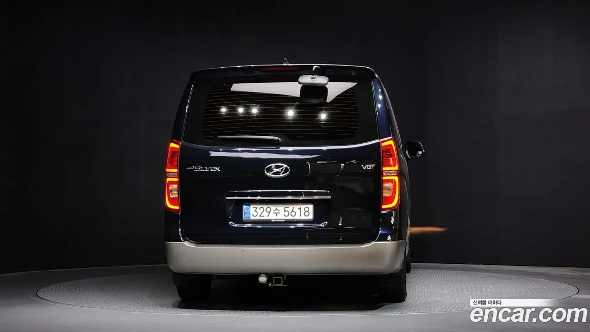 Hyundai Starex — фото 4