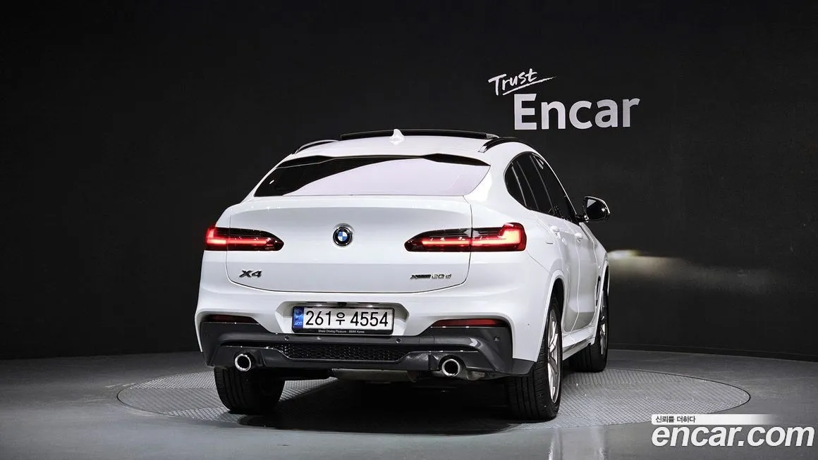 BMW X4 — фото 4