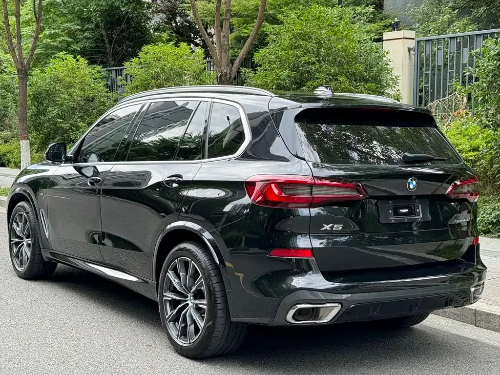 BMW X5 — фото 4