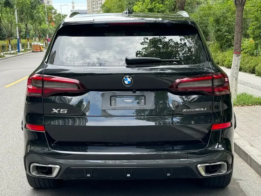 BMW X5 — фото 5