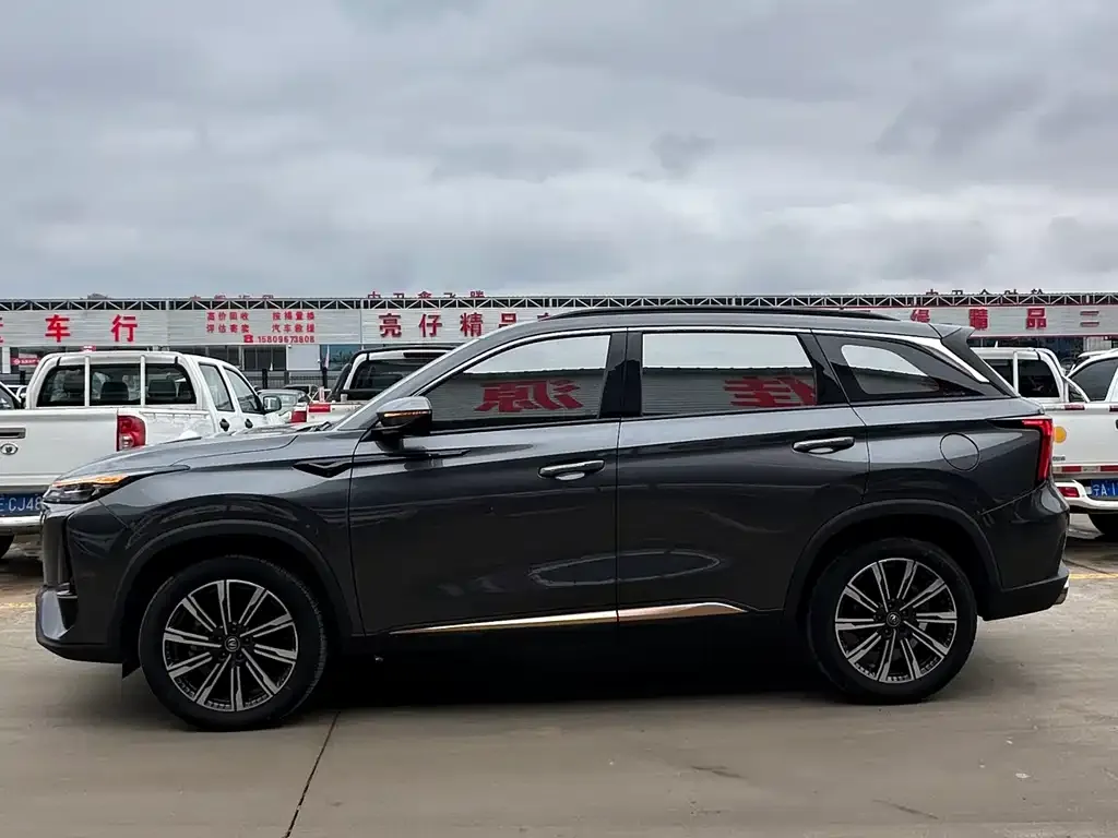 Changan CS75 PLUS — фото 4