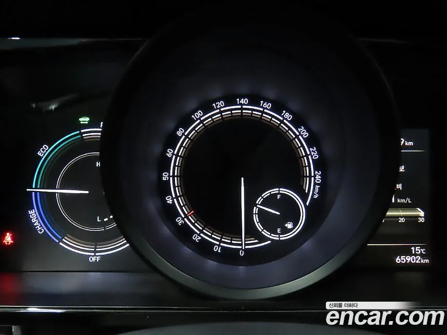 Hyundai AVANTE — фото 9