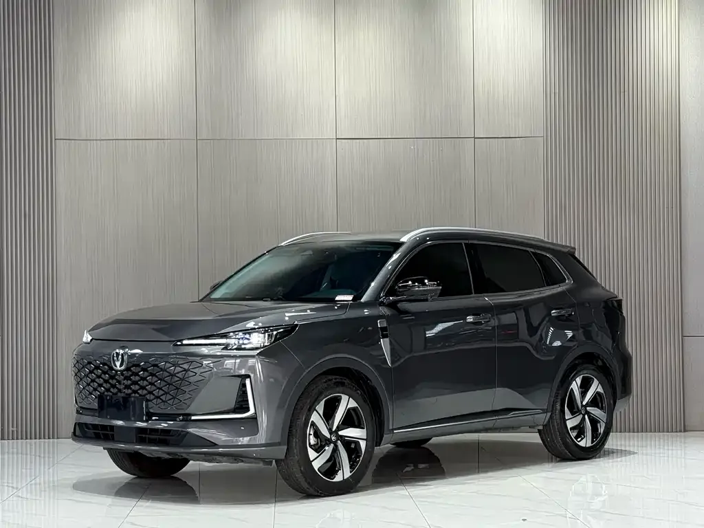 Changan CS55PLUS — фото 1