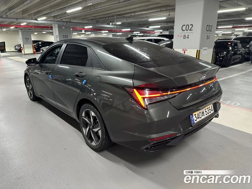 Hyundai AVANTE — фото 3