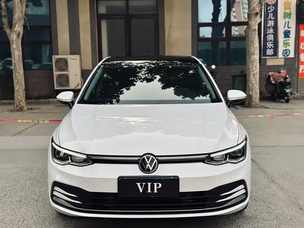 Volkswagen Golf — фото 2