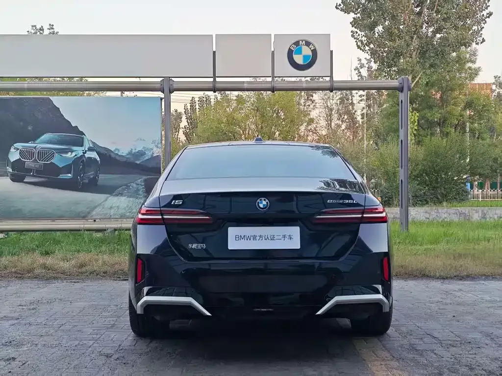 BMW i5 — фото 4