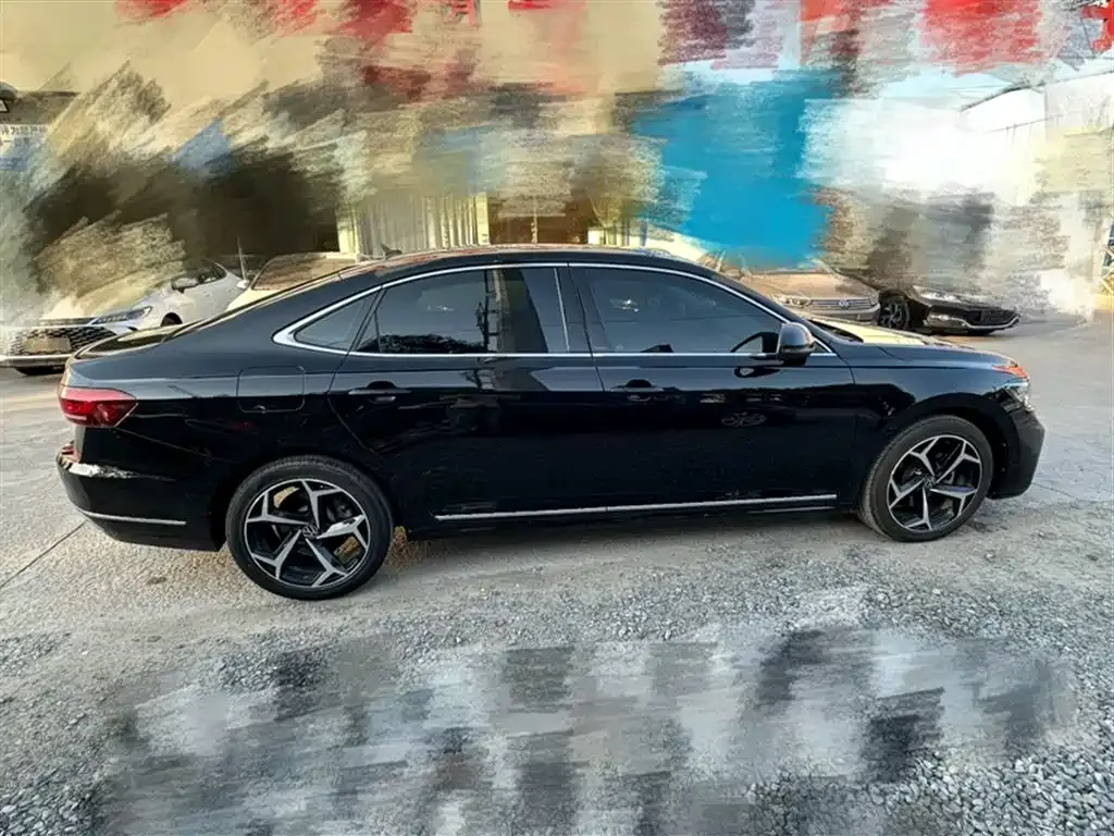 Volkswagen Passat — фото 7
