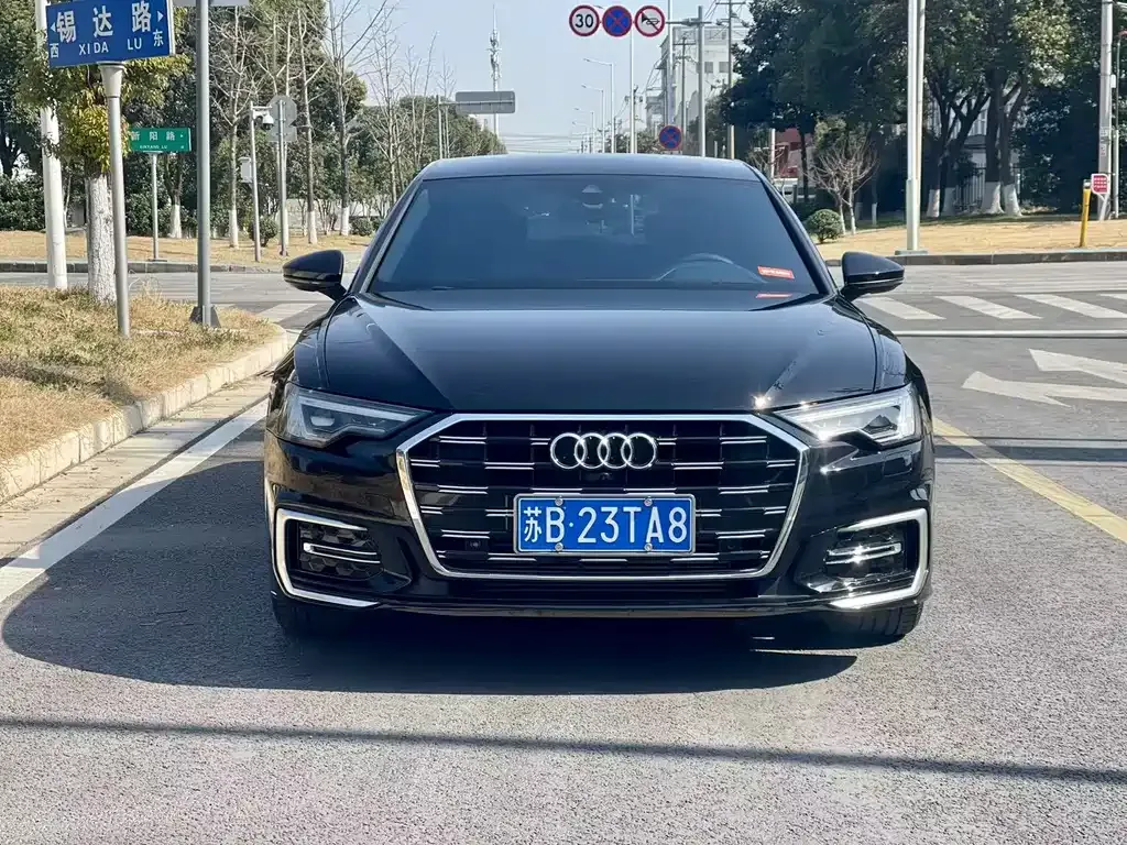 Audi A6L — фото 2