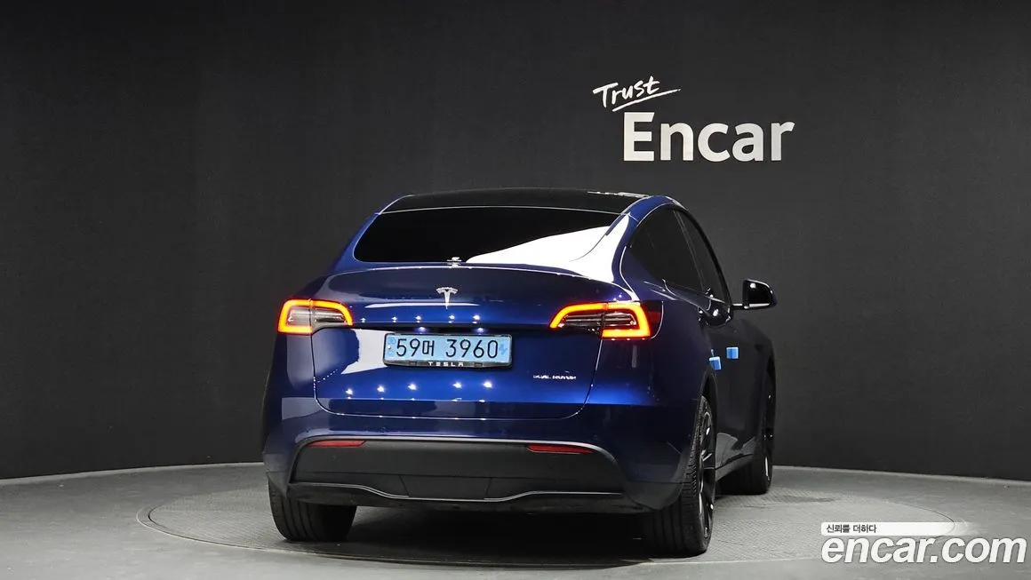 Tesla Model Y — фото 4