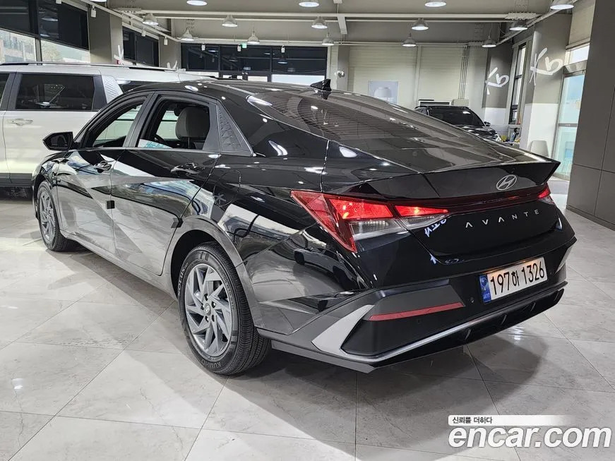 Hyundai AVANTE — фото 4
