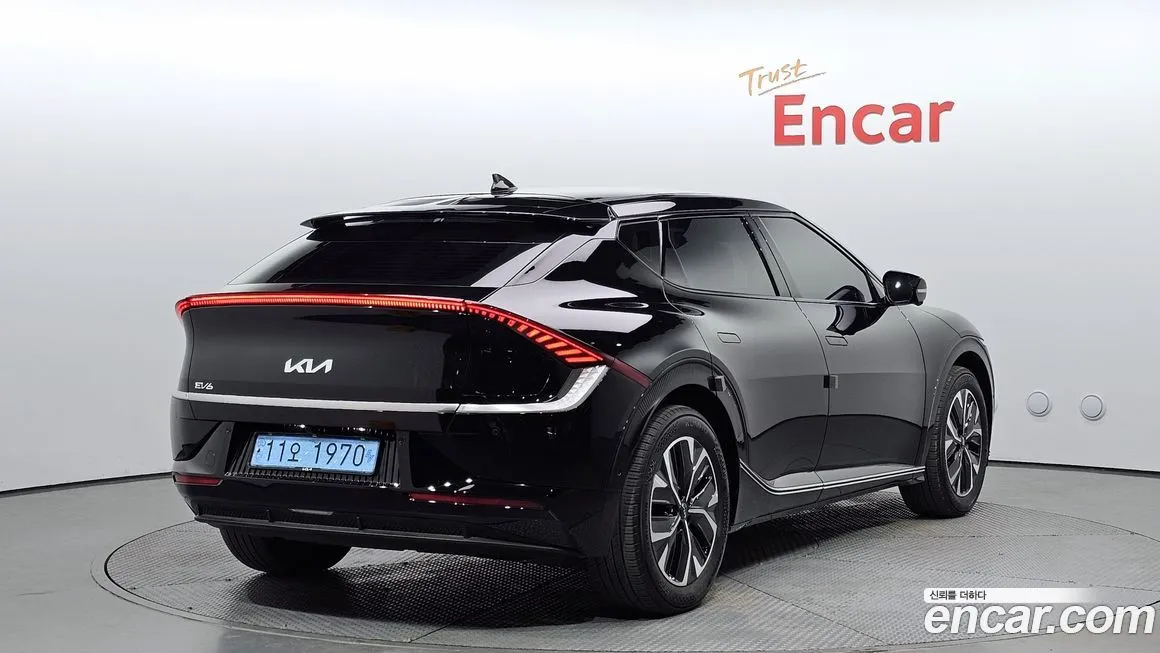 Kia EV6 — фото 2
