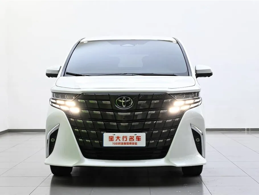 Toyota Alphard — фото 2
