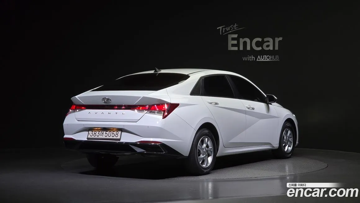 Hyundai AVANTE — фото 2
