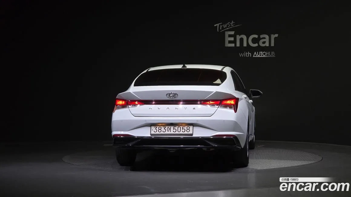 Hyundai AVANTE — фото 4