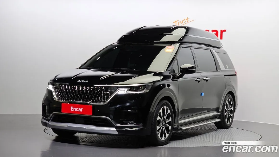 Kia Carnival — фото 1