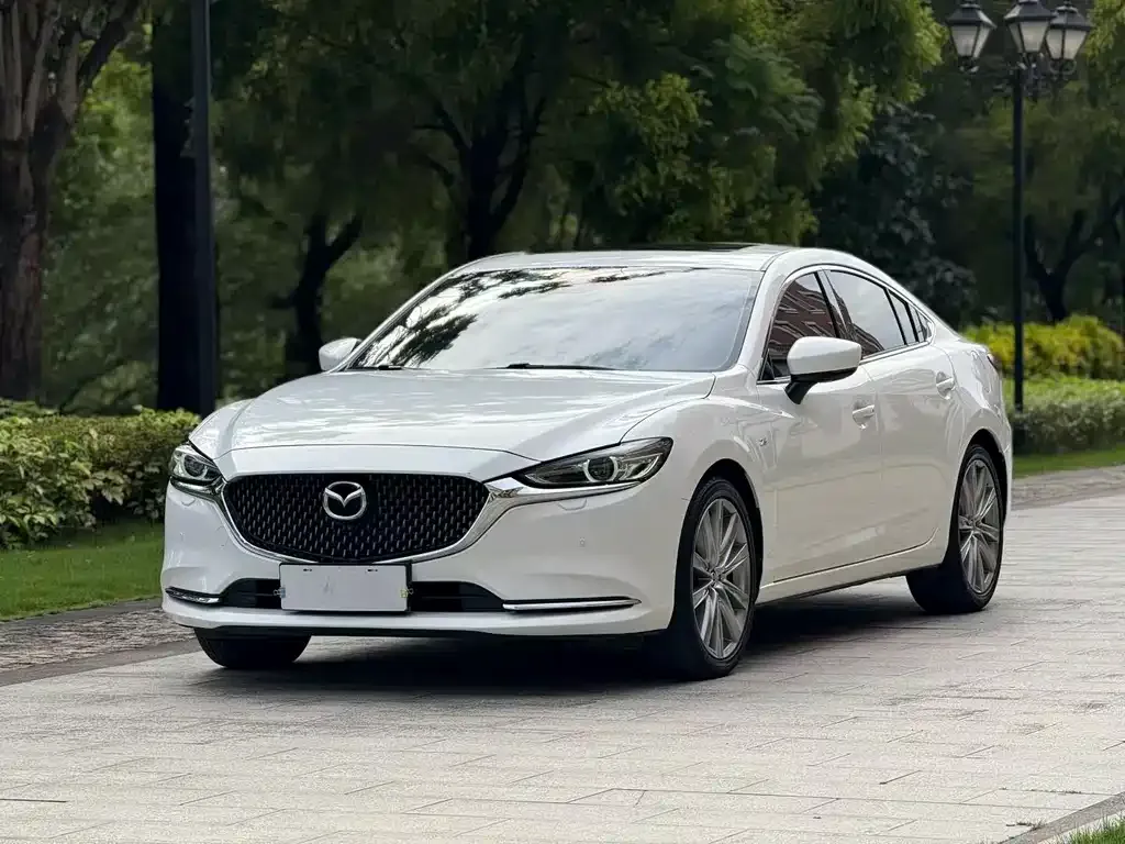 Mazda Atenza — фото 1