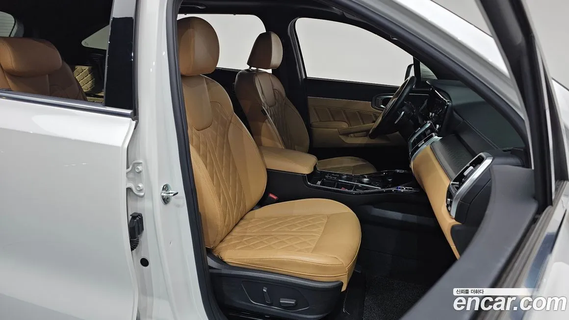 Kia Sorento — фото 10